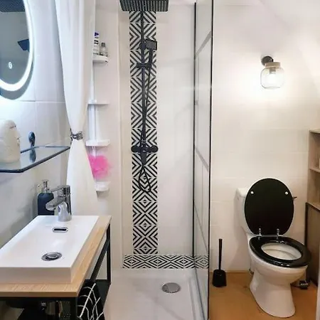Pour Les Amoureux Des Vieilles Pierres Apartmán Poussan