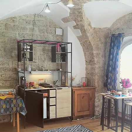 Apartmán Pour Les Amoureux Des Vieilles Pierres Poussan